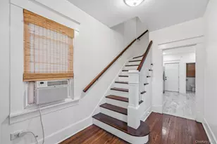 19 Forsythe Pl, Newburgh, NY 12550 - Photo 5