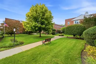 200 N Village Ave, Rockville Centre, NY 11570 - Photo 19