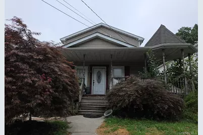 178 S 15th Street, Lindenhurst, NY 11757 - Photo 3
