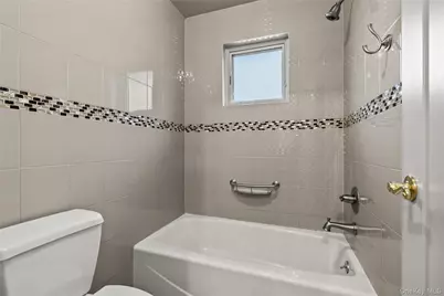 33 Morris Road, Spring Valley, NY 10977 - Photo 37