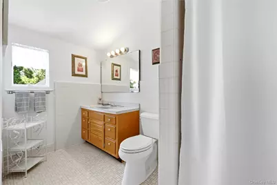 107 Lake Shore Drive, Patchogue, NY 11772 - Photo 35