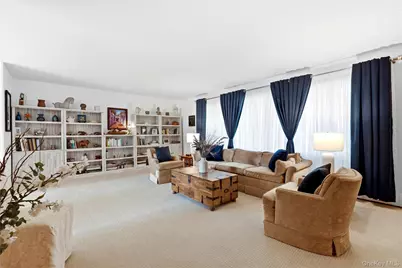 107 Lake Shore Drive, Patchogue, NY 11772 - Photo 25