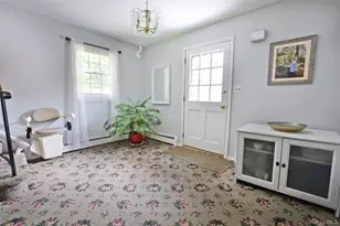 4 Huck Finn Ln, Shoreham, NY 11786 - Photo 5