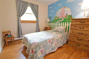 4 Huck Finn Ln, Shoreham, NY 11786 - Photo 21
