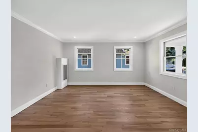 5 Elm Avenue, Floral Park, NY 11001 - Photo 21