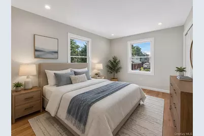 5 Elm Avenue, Floral Park, NY 11001 - Photo 19