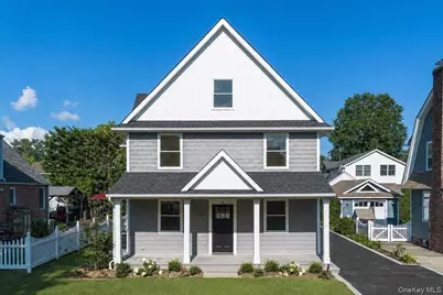 5 Elm Avenue, Floral Park, NY 11001 - Photo 3