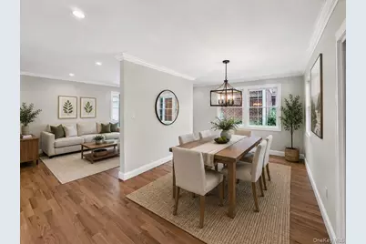 5 Elm Avenue, Floral Park, NY 11001 - Photo 5