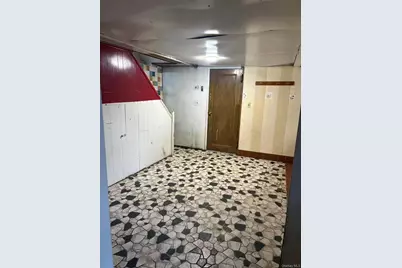 150-35 22nd Avenue, Whitestone, NY 11357 - Photo 5