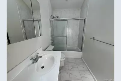 45 Avenue A #A, Port Washington, NY 11050 - Photo 17