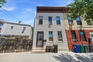 1850 Unionport Rd, Bronx, NY 10462 - Photo 11