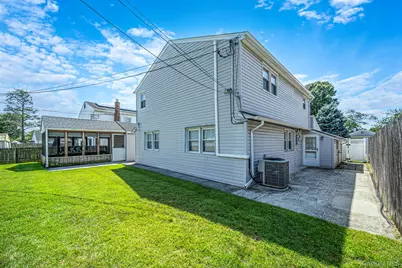 407 Argyle Road, East Meadow, NY 11554 - Photo 33
