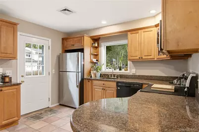 301 Laurel Road, Northport, NY 11768 - Photo 9