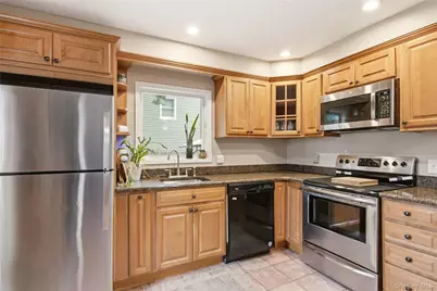 301 Laurel Road, Northport, NY 11768 - Photo 7