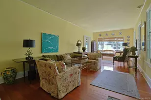 35 Grandview Ave, Pleasantville, NY 10570 - Photo 11