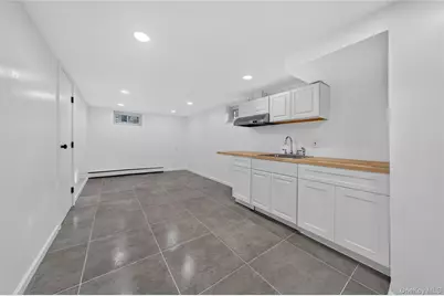 28 Roslyn Avenue, Selden, NY 11784 - Photo 27