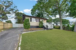 28 Roslyn Ave, Selden, NY 11784 - Photo 29