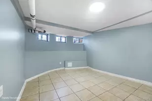 2 Kiely Pl, Brooklyn, NY 11208 - Photo 11