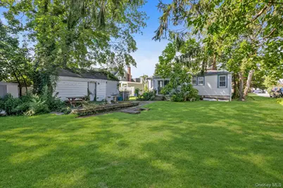 464 Stratford Road, West Hempstead, NY 11550 - Photo 21