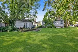464 Stratford Rd, West Hempstead, NY 11550 - Photo 21