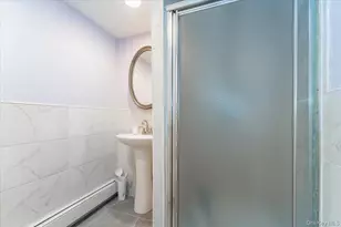 1068 Highland Pl, Woodmere, NY 11598 - Photo 17