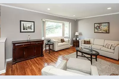 1102 Lawrence Road, Bellmore, NY 11710 - Photo 5