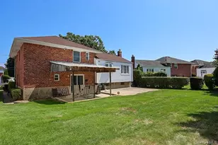 1102 Lawrence Rd, Bellmore, NY 11710 - Photo 31