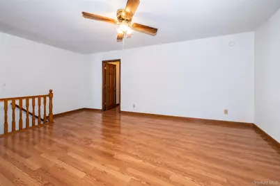 1559 Hollywood Avenue, Bronx, NY 10461 - Photo 17