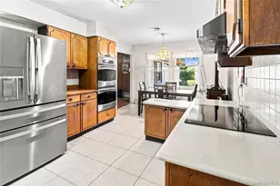 23 Wilmont Turn, Coram, NY 11727 - Photo 9
