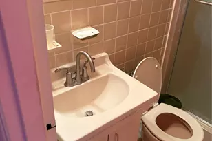 84-39 Apt 4L 153 Ave Ave, Howard Beach, NY 11414 - Photo 11