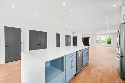230 Trenchard Street, Yonkers, NY 10704 - Photo 11