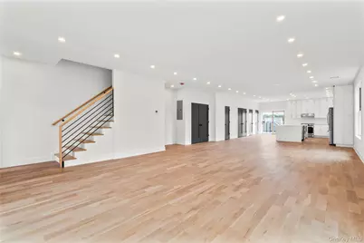 230 Trenchard Street, Yonkers, NY 10704 - Photo 33