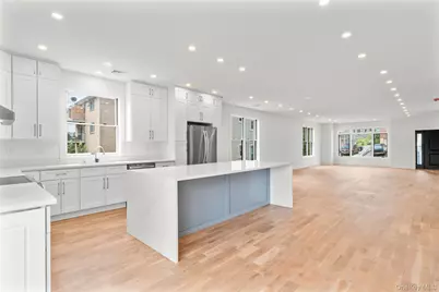 230 Trenchard Street, Yonkers, NY 10704 - Photo 37