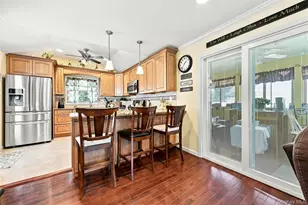 29 Sherwood Dr, Mastic Beach, NY 11951 - Photo 15