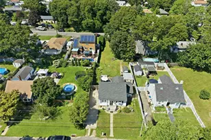 29 Sherwood Dr, Mastic Beach, NY 11951 - Photo 31