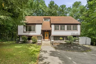 383 Rt 32, Woodbury, NY 10917 - Photo 1