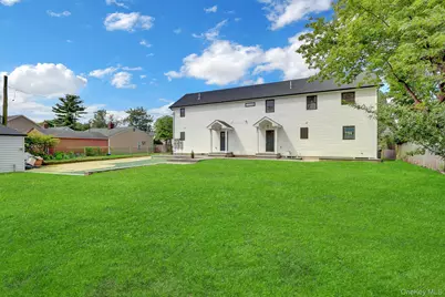 25 Sunnybrook Drive E #1, Oceanside, NY 11572 - Photo 15