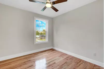 25 Sunnybrook Drive E #1, Oceanside, NY 11572 - Photo 7