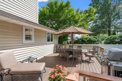 27 Delaware Avenue, Jericho, NY 11753 - Photo 39