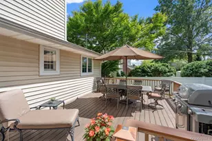 27 Delaware Ave, Jericho, NY 11753 - Photo 39