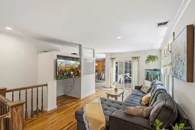27 Delaware Avenue, Jericho, NY 11753 - Photo 25