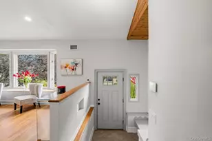 27 Delaware Ave, Jericho, NY 11753 - Photo 5
