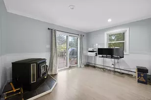 65 Timber Point Rd, East Islip, NY 11730 - Photo 11