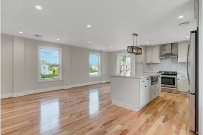 25 Sunnybrook Drive E #2, Oceanside, NY 11572 - Photo 3