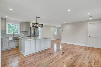 25 Sunnybrook Drive E #2, Oceanside, NY 11572 - Photo 7