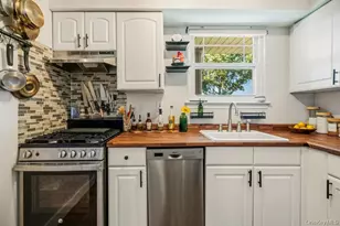 64 Fairharbor, Patchogue, NY 11772 - Photo 9