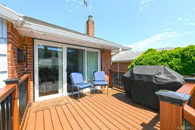 4039 Hahn Avenue, Bethpage, NY 11714 - Photo 37