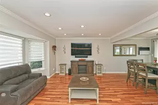 4039 Hahn Ave, Bethpage, NY 11714 - Photo 7