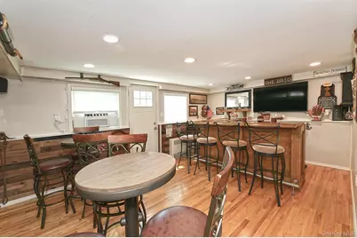 4039 Hahn Avenue, Bethpage, NY 11714 - Photo 25