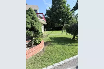 164 E Rockaway Road, Hewlett, NY 11557 - Photo 3